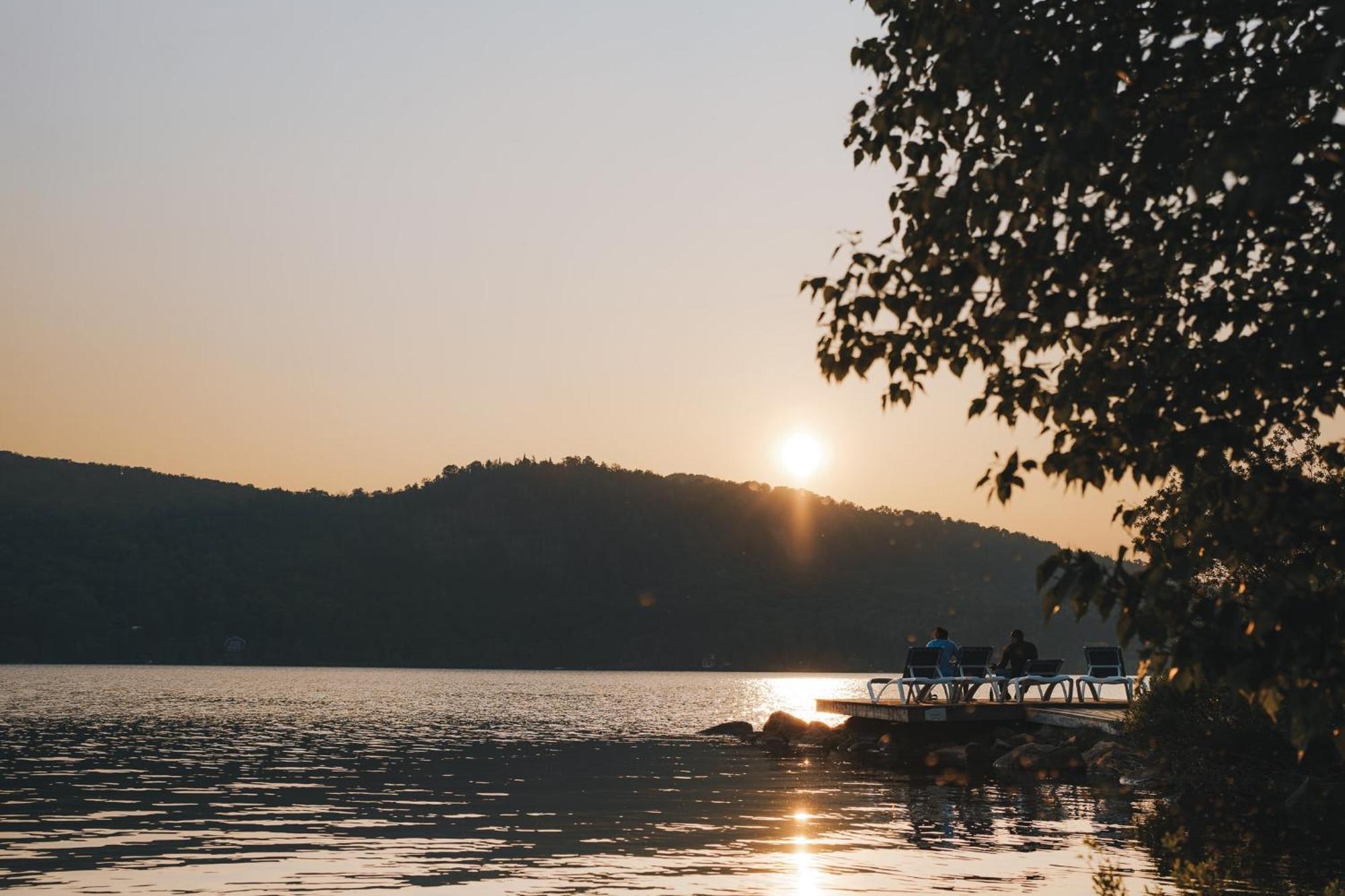 Lakefront Mountain View - Resort Loft Lac-Superieur 外观 照片